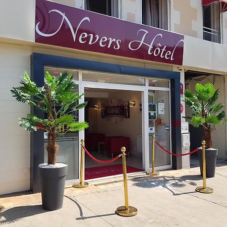 Nevers Hotel Екстер'єр фото