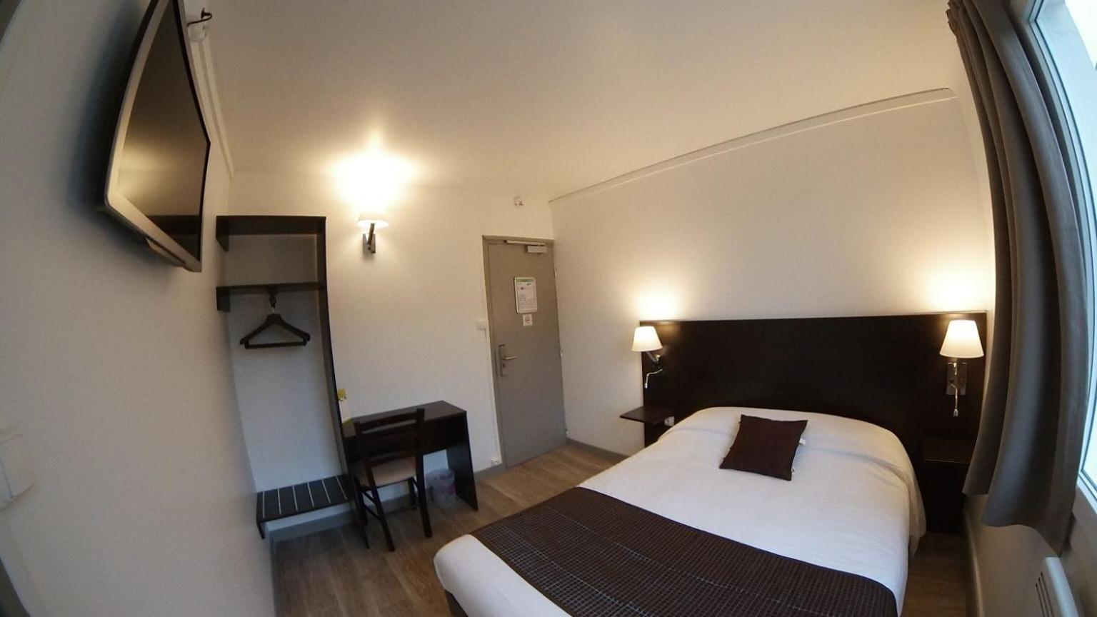 Nevers Hotel Екстер'єр фото