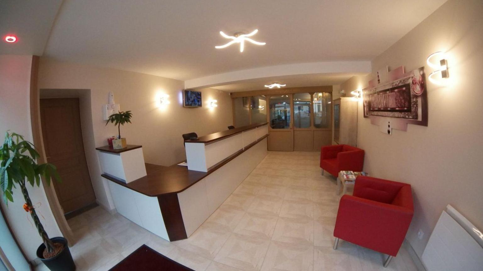 Nevers Hotel Екстер'єр фото