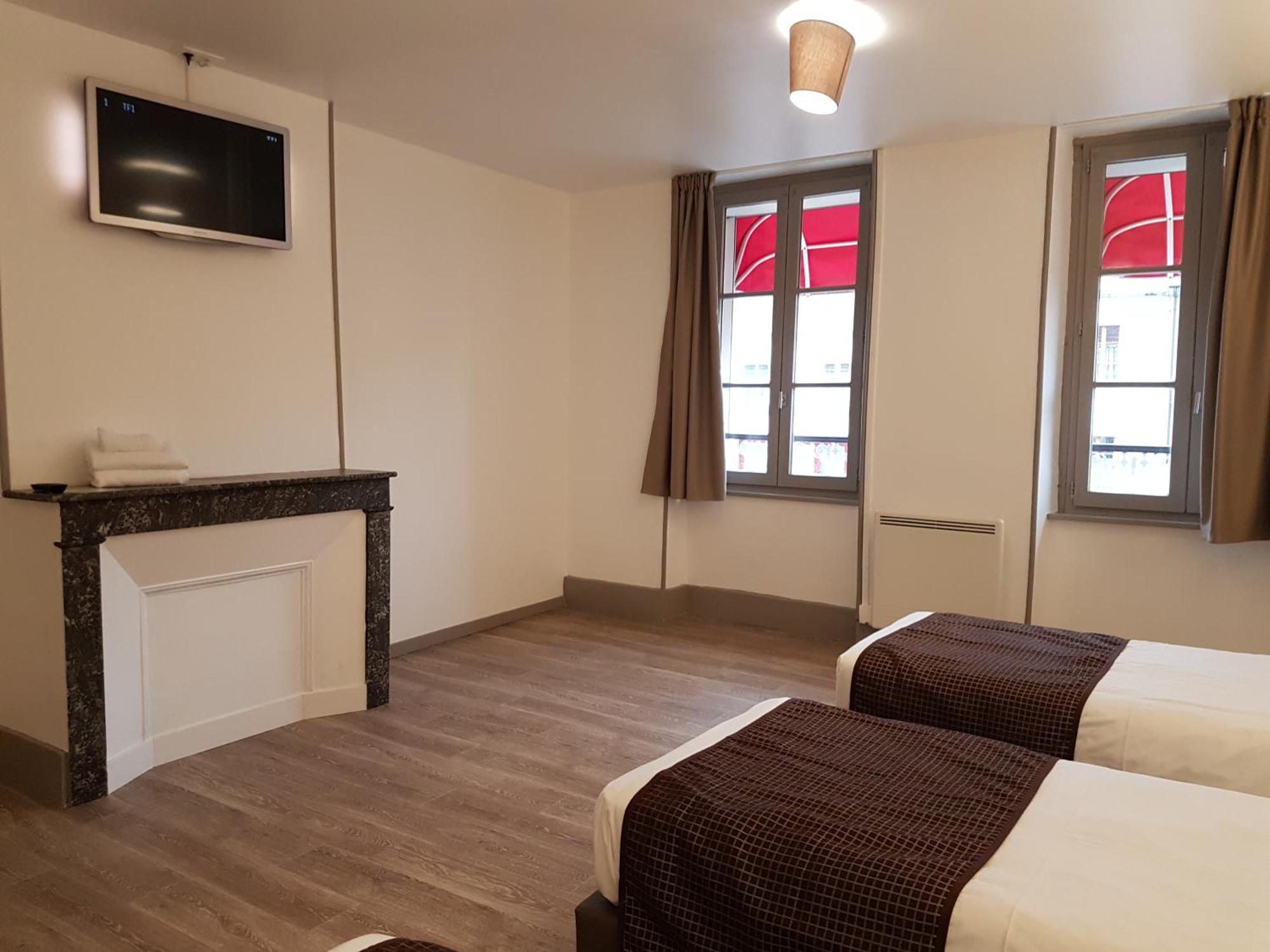 Nevers Hotel Екстер'єр фото