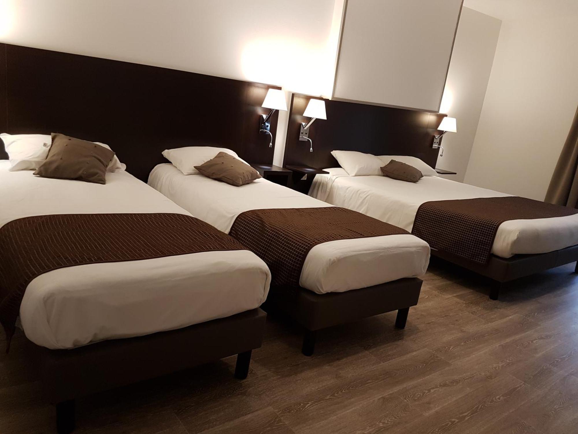 Nevers Hotel Екстер'єр фото