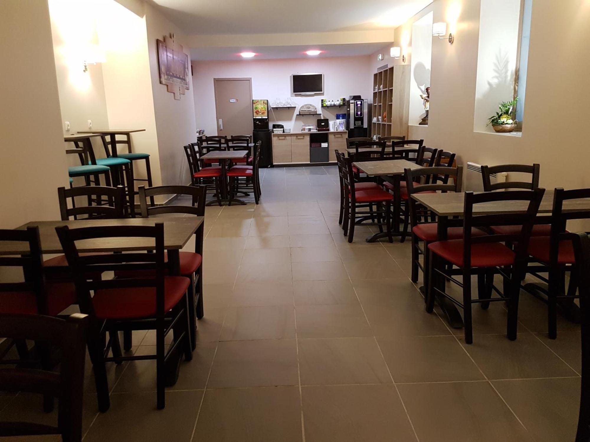 Nevers Hotel Екстер'єр фото